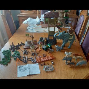 Animal planet wildlife treehouse set
